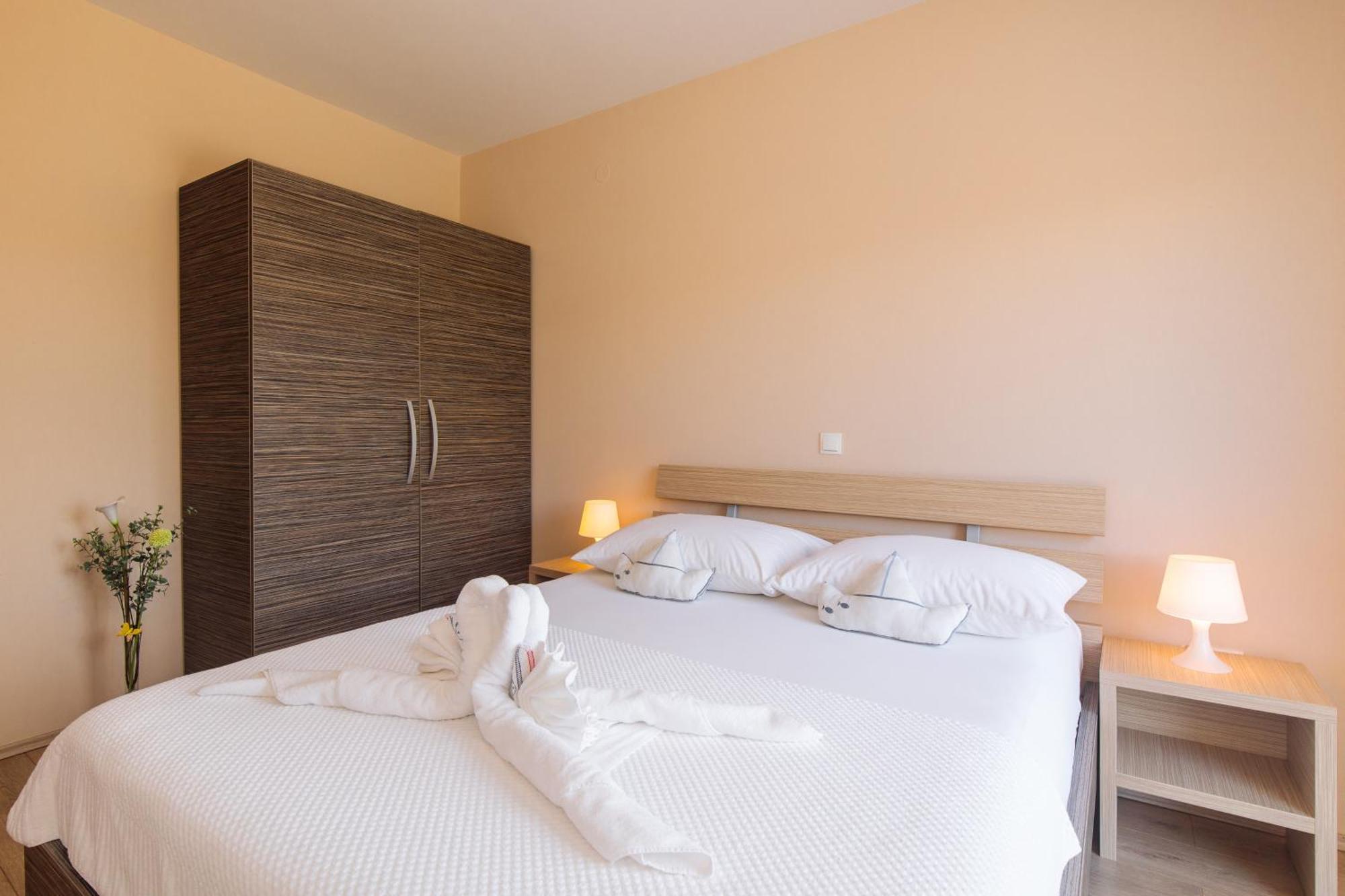 Apartments Tm Krk Town Exterior photo