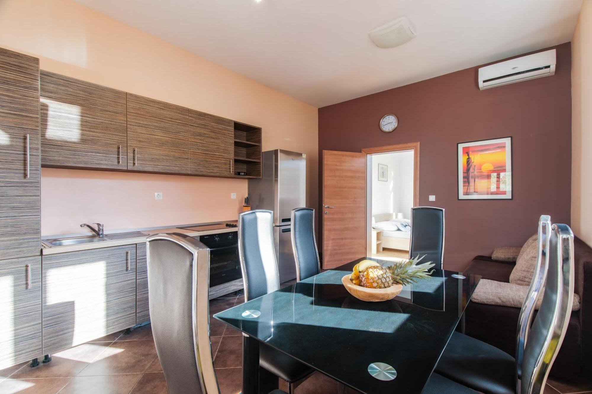 Apartments Tm Krk Town Exterior photo
